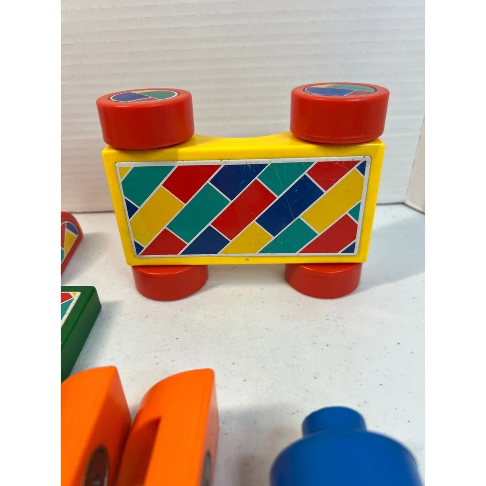 Vintage Hilco Magnetic Building Blocks Set 1970s 80s Retro Toy Car Peg Person